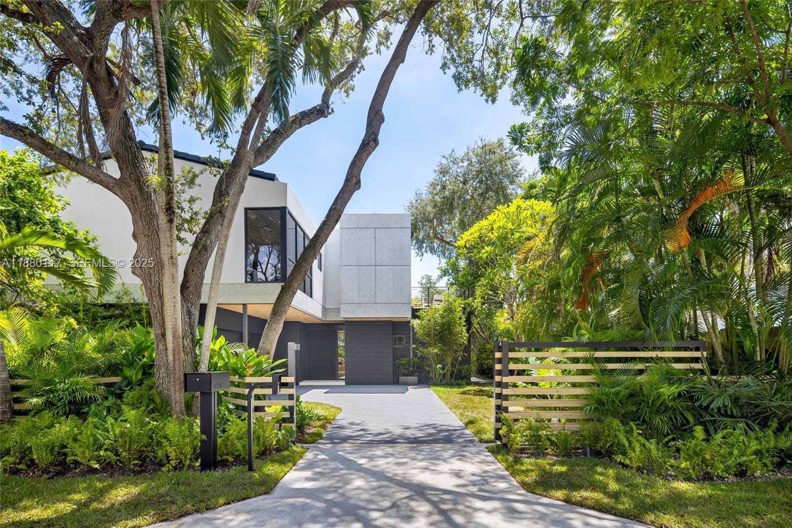 4024 Bonita Avenue, Miami, FL 33133 photo 3