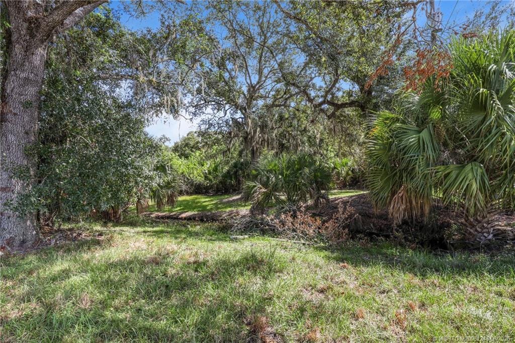 2460 Sweetwater Drive — photo 10