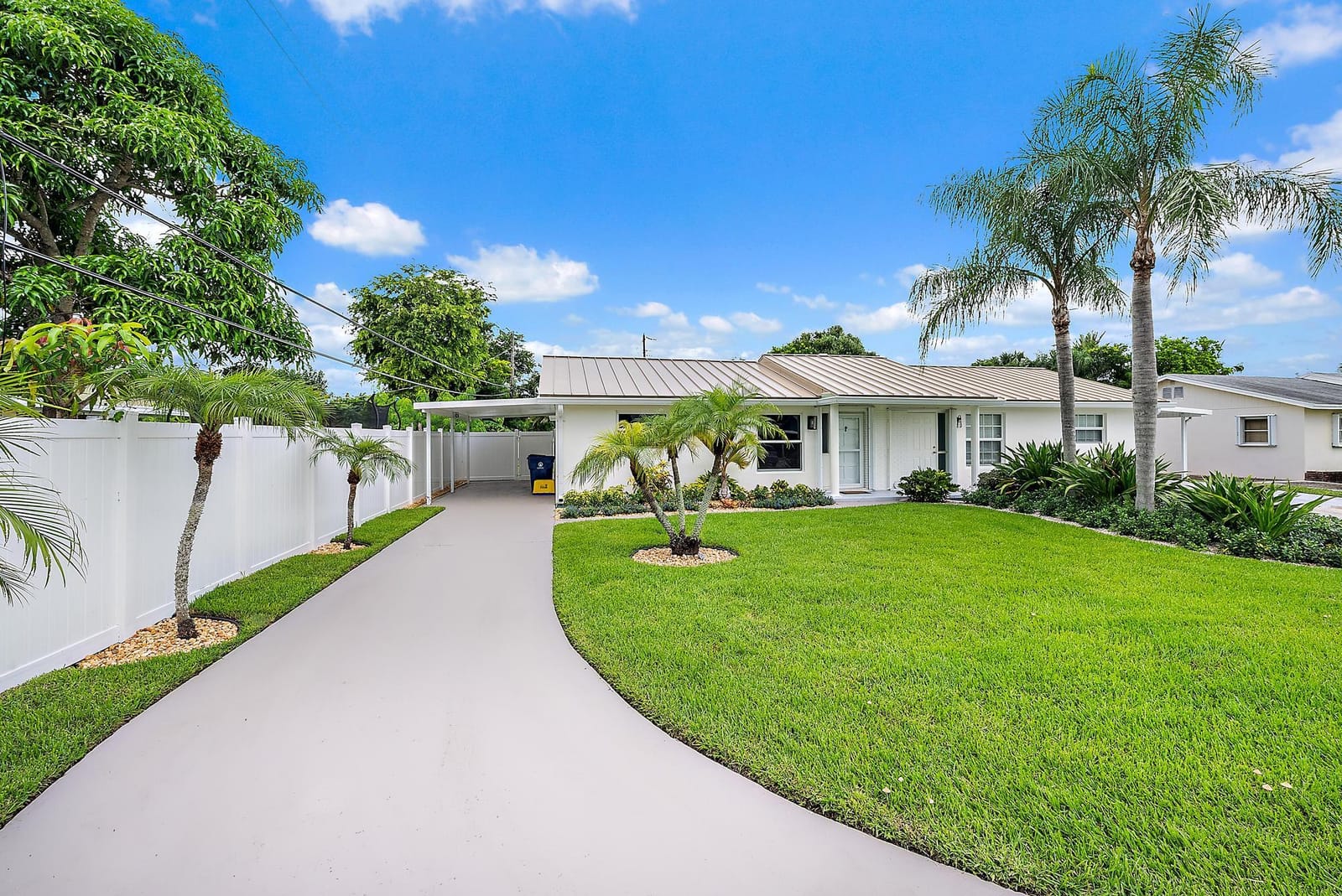 200 Anglers Circle, Jupiter, FL 33458 photo 1