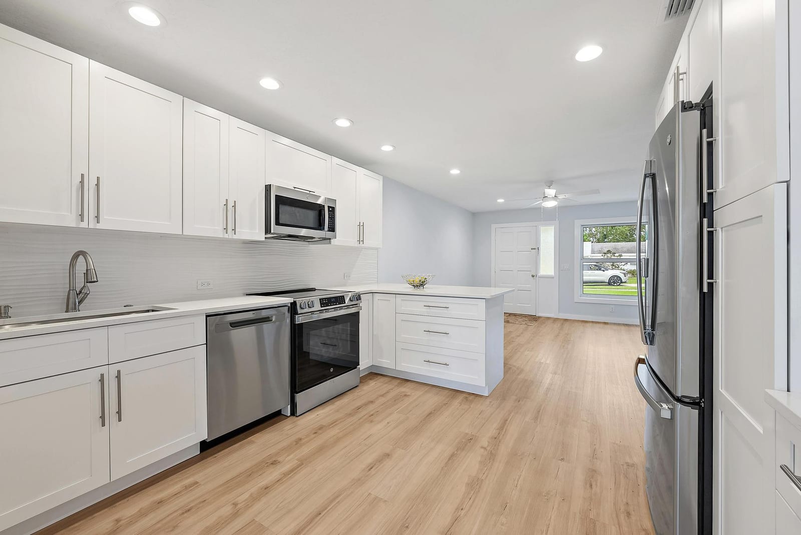 200 Anglers Circle, Jupiter, FL 33458 photo 4
