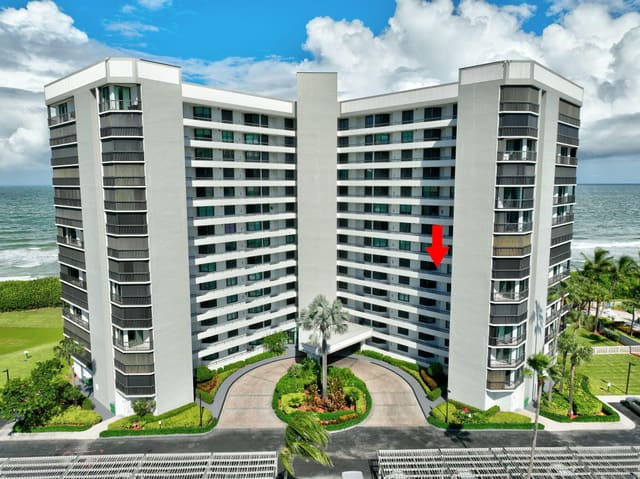 8800 S Ocean Drive 609, sold in Island Dunes Oceanside, Jensen Beach, FL