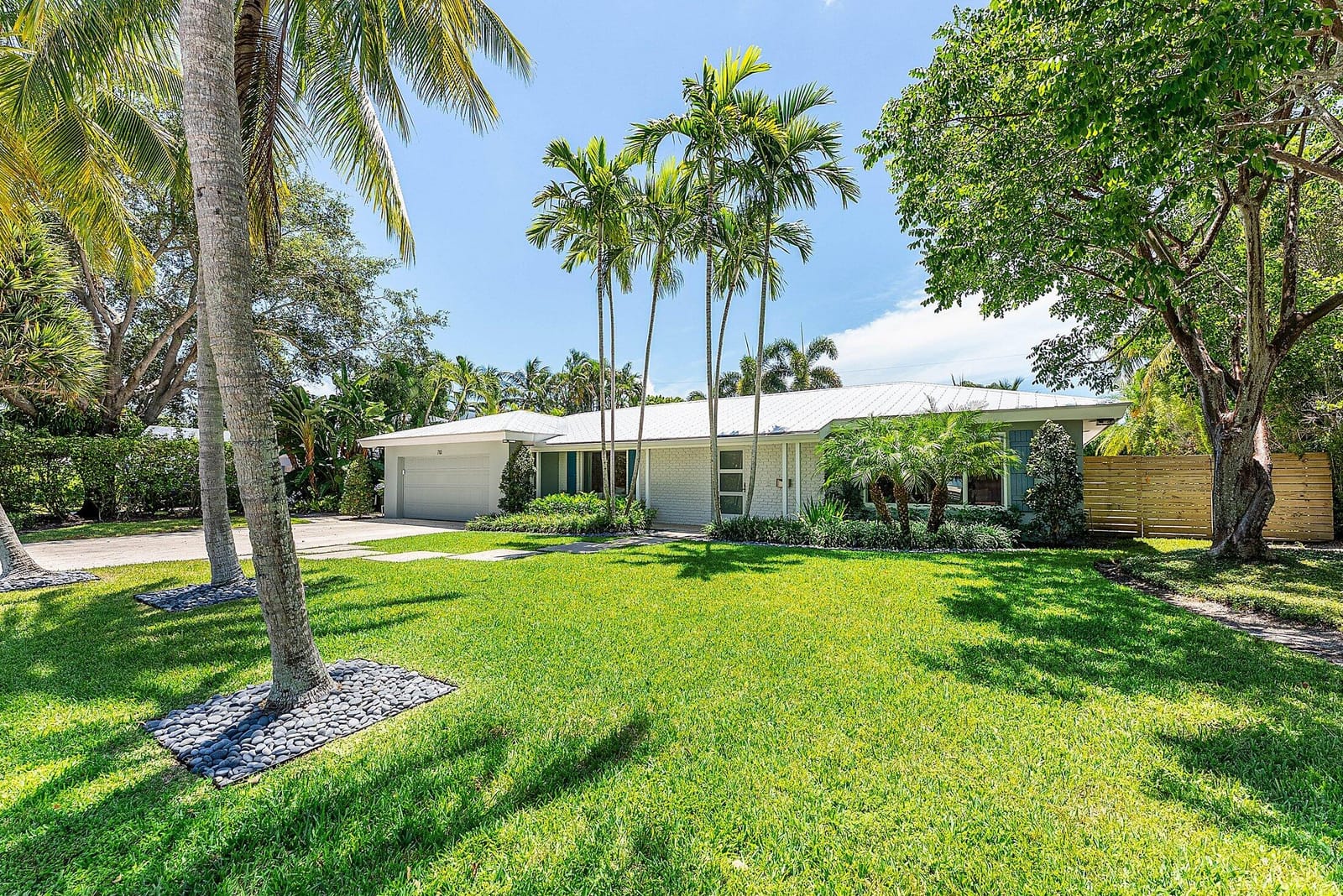 710 Eldorado Lane, Delray Beach, FL 33444 photo 2