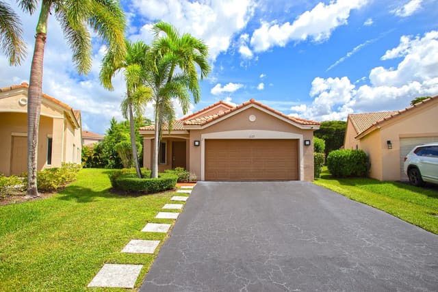 1127 Alexander Bend, sold in Savanna, Weston, FL