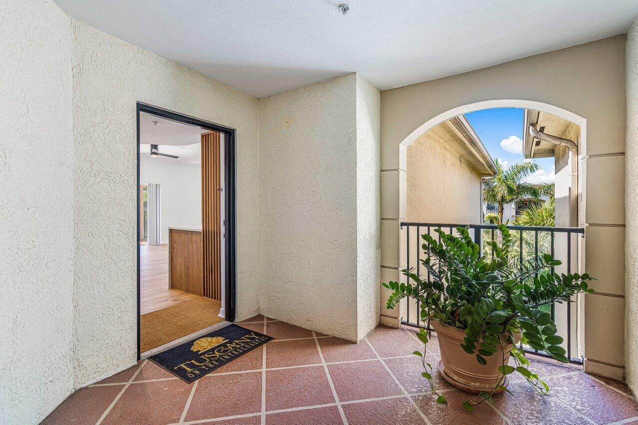 2411 Tuscany Way 2-411, Boynton Beach, FL 33435 photo 10