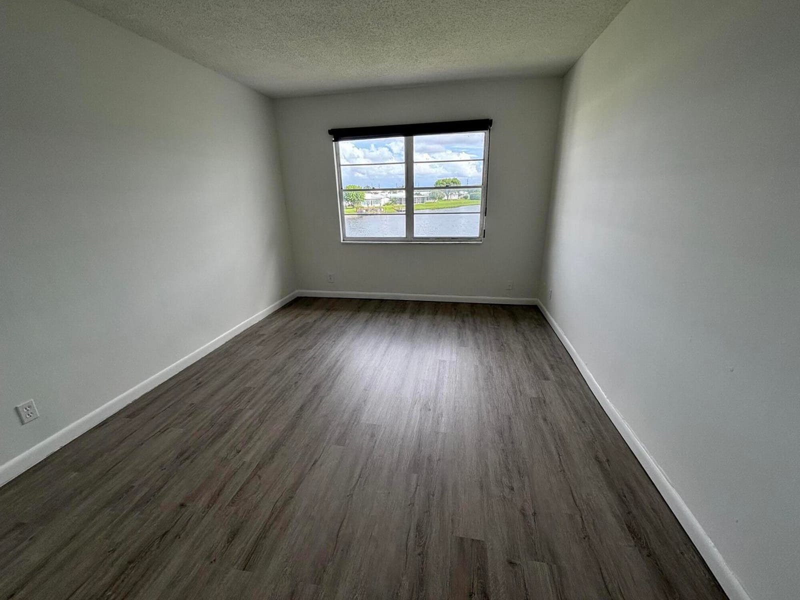 1112 Lake Terrace 207 — photo 12