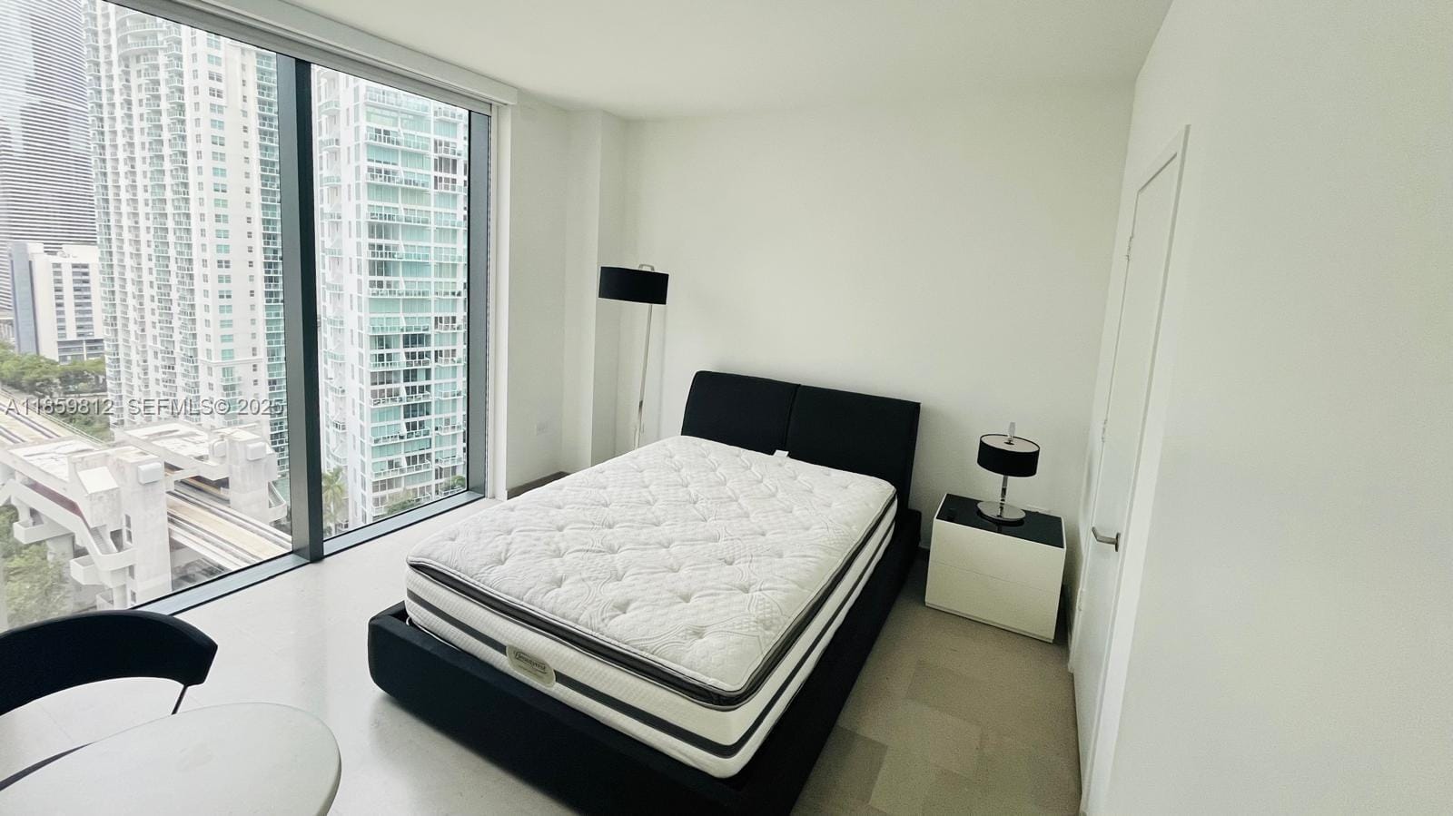 68 SE 6th Street 1212, Miami, FL 33131 photo 21