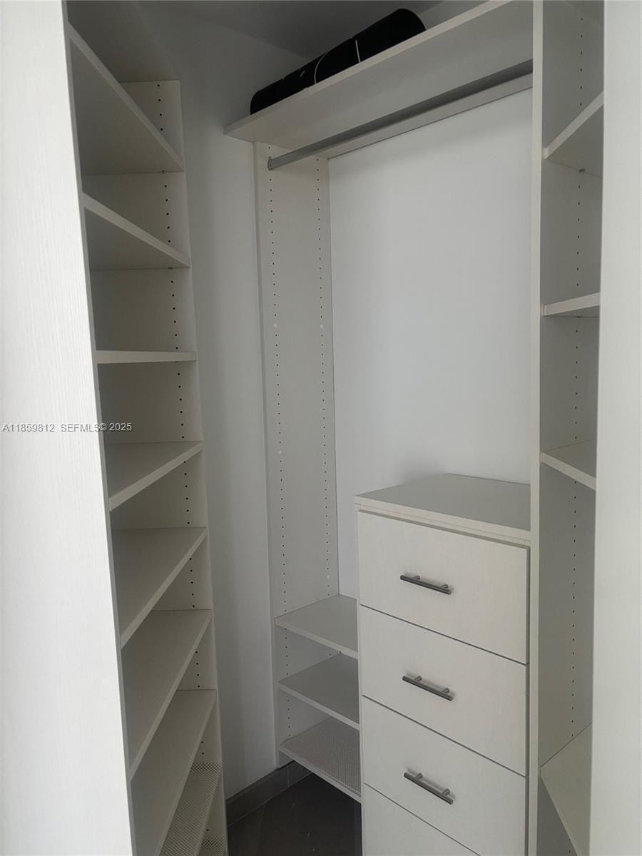 68 SE 6th Street 1212, Miami, FL 33131 photo 23