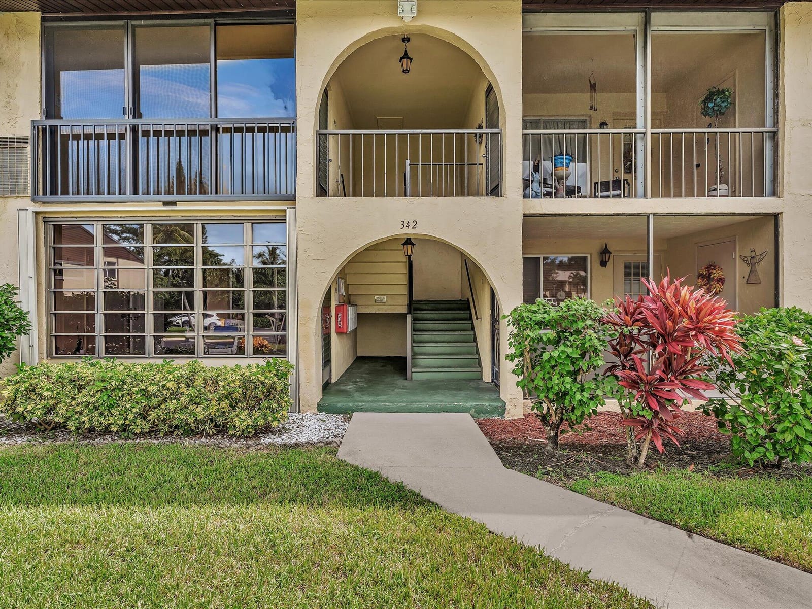 342 Pine Ridge Circle D-2 — photo 3