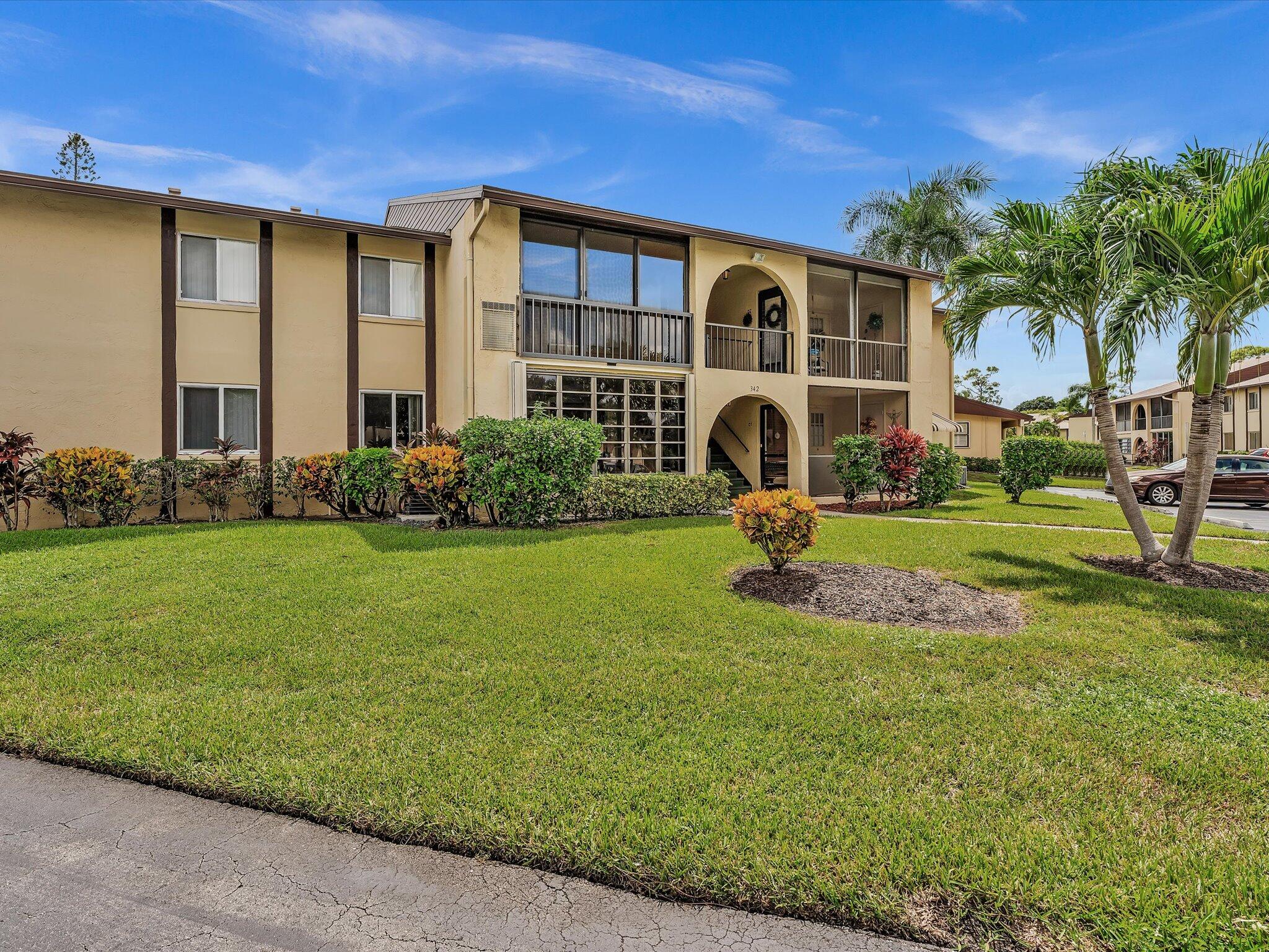 342 Pine Ridge Circle D-2, Greenacres, FL 33463, Greenacres