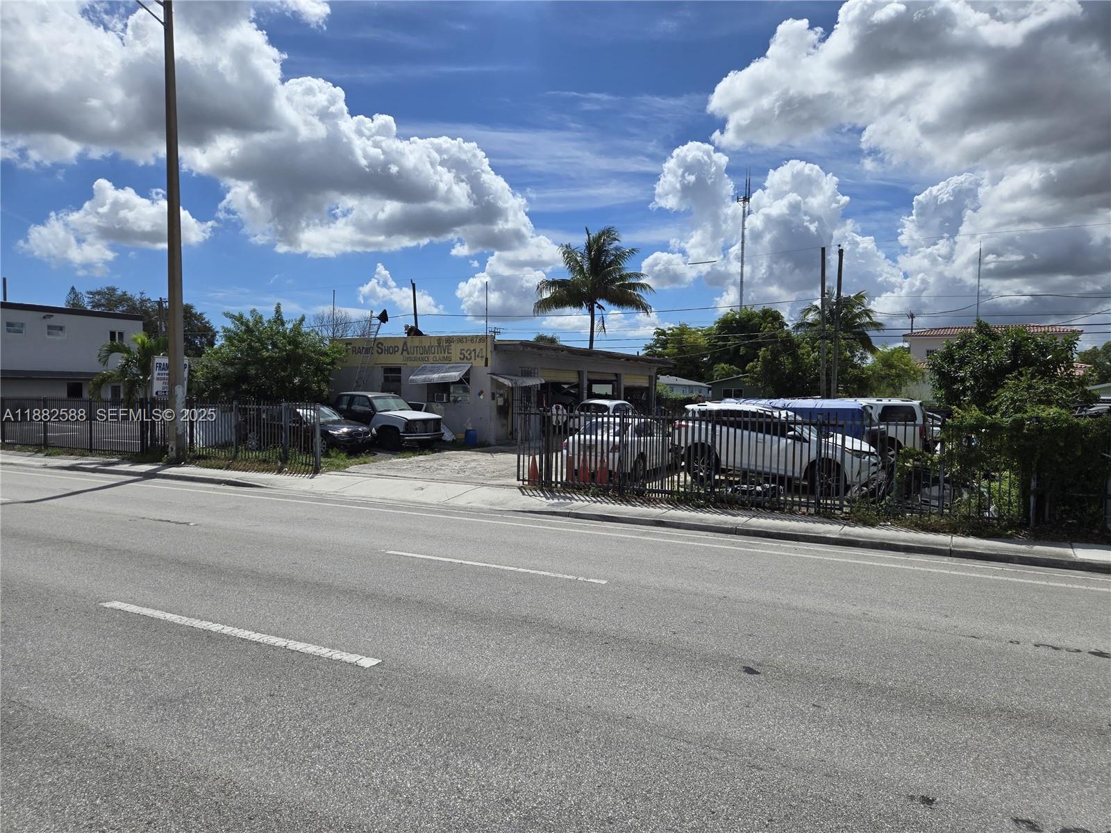 5314 Pembroke Road, West Park, FL 33021, West Park