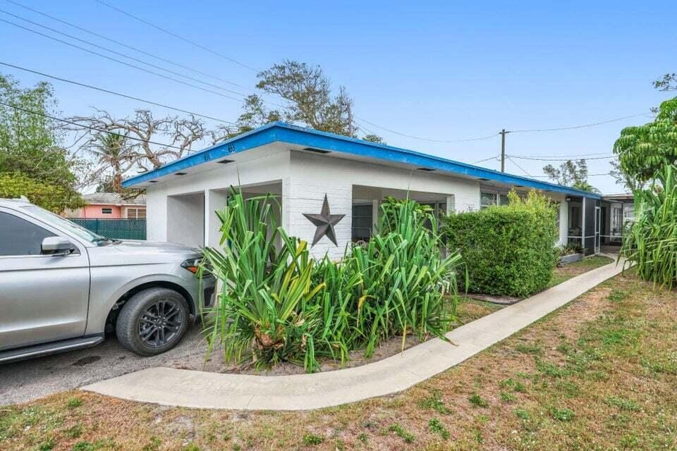 431 SW 1st Avenue, Boynton Beach, FL 33435