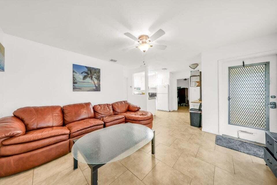 431 SW 1st Avenue, Boynton Beach, FL 33435 photo 9
