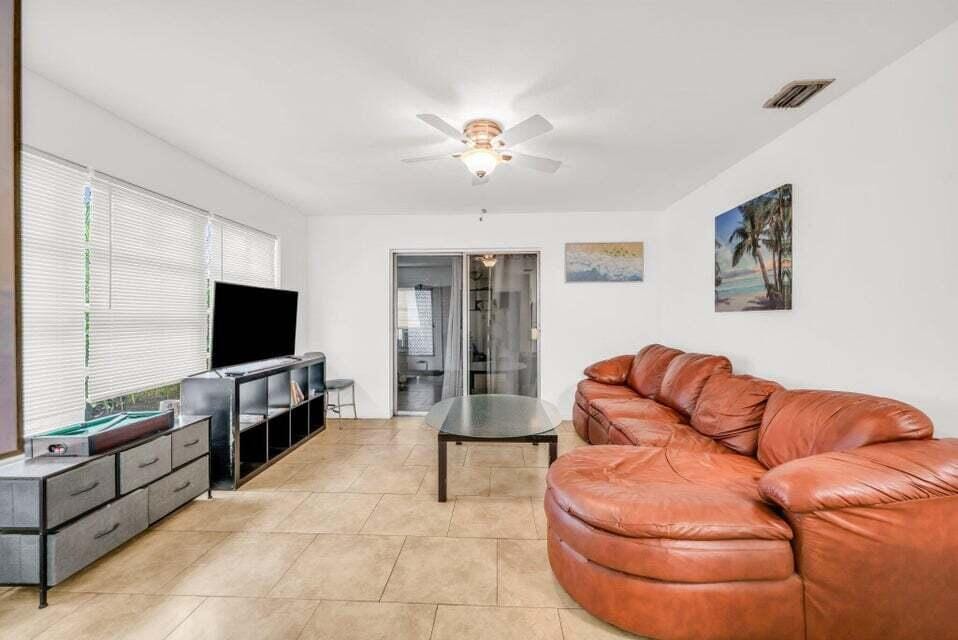431 SW 1st Avenue, Boynton Beach, FL 33435 photo 10