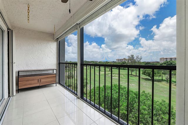 5860 NW 44th Street 706, sold in The Isles Of Inverrary, Lauderhill, FL