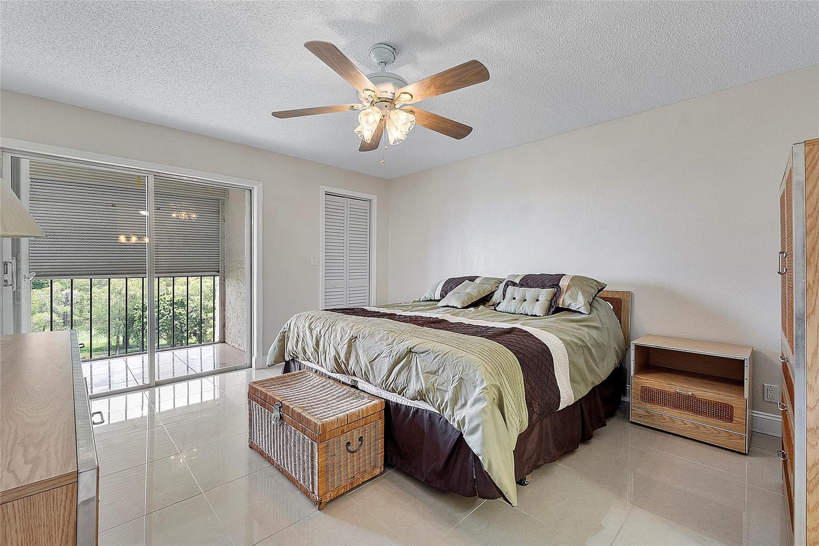 5860 NW 44th Street 706, Lauderhill, FL 33319 photo 11