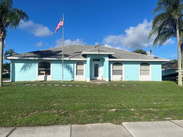 8996 SE Bahama Circle, sold in Maranatha Estates, Hobe Sound, FL