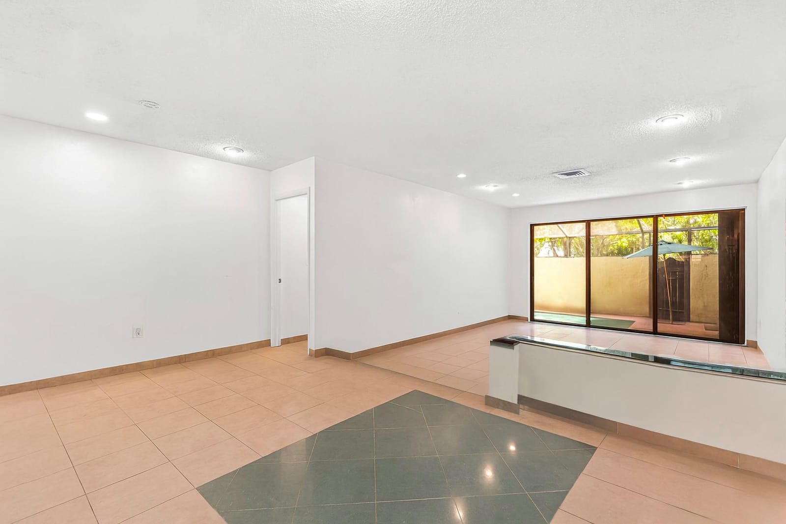 3877 Estepona Avenue 9E1 — photo 12