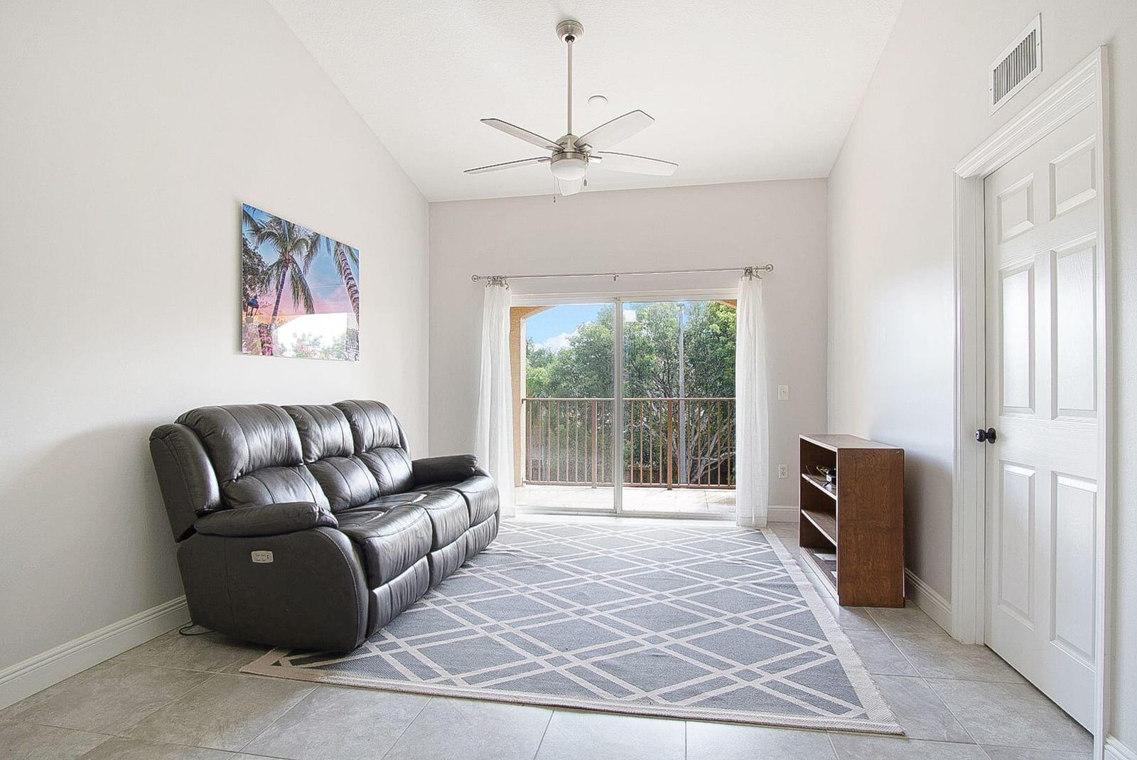 4041 San Marino Boulevard 307 — photo 5