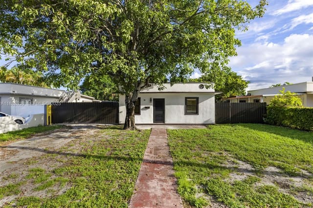 783 E 17th Street, Hialeah, FL 33010