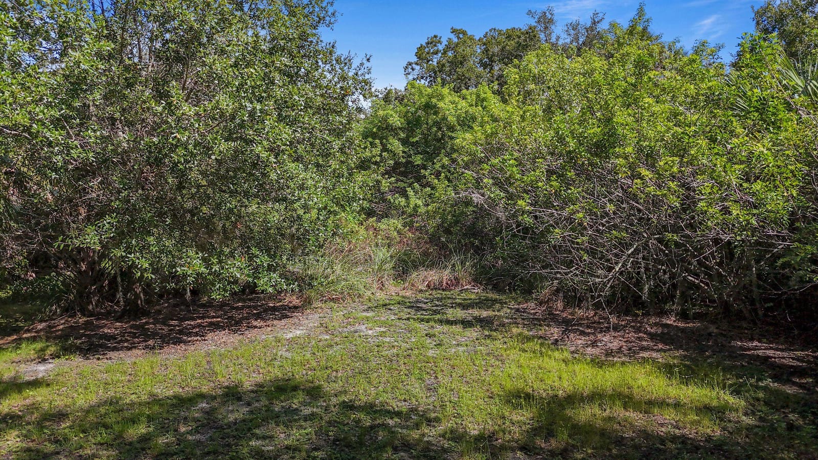 2460 Sweetwater Drive, Fort Pierce, FL 34981 photo 18