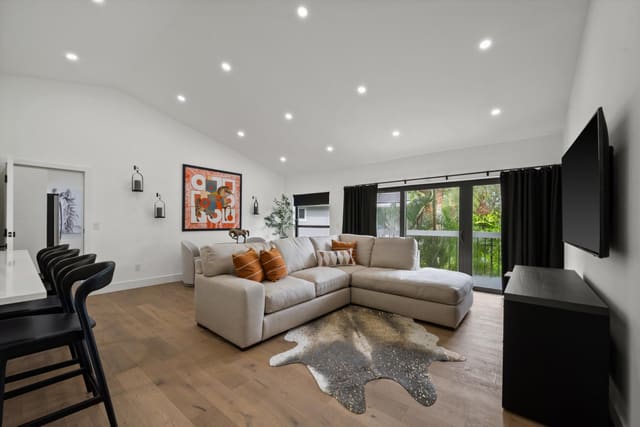 11863 Wimbledon Circle 512, sold in Tennis Lodges 1 Condo, Wellington, FL