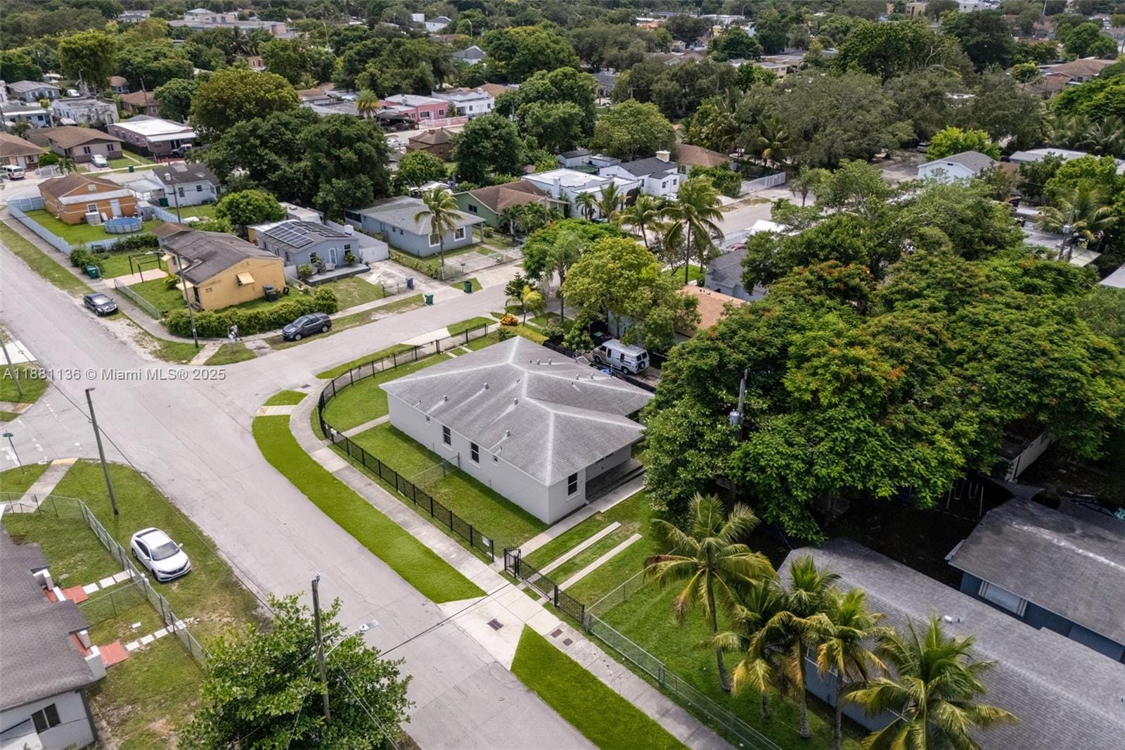 1901 NW 48th, Miami, FL 33142 photo 15