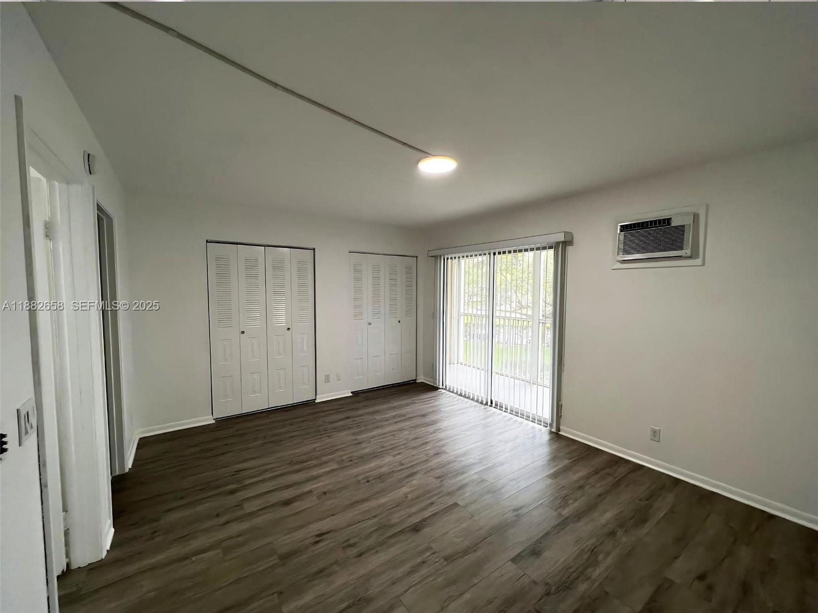 200 SW 132nd Way 203L — photo 5