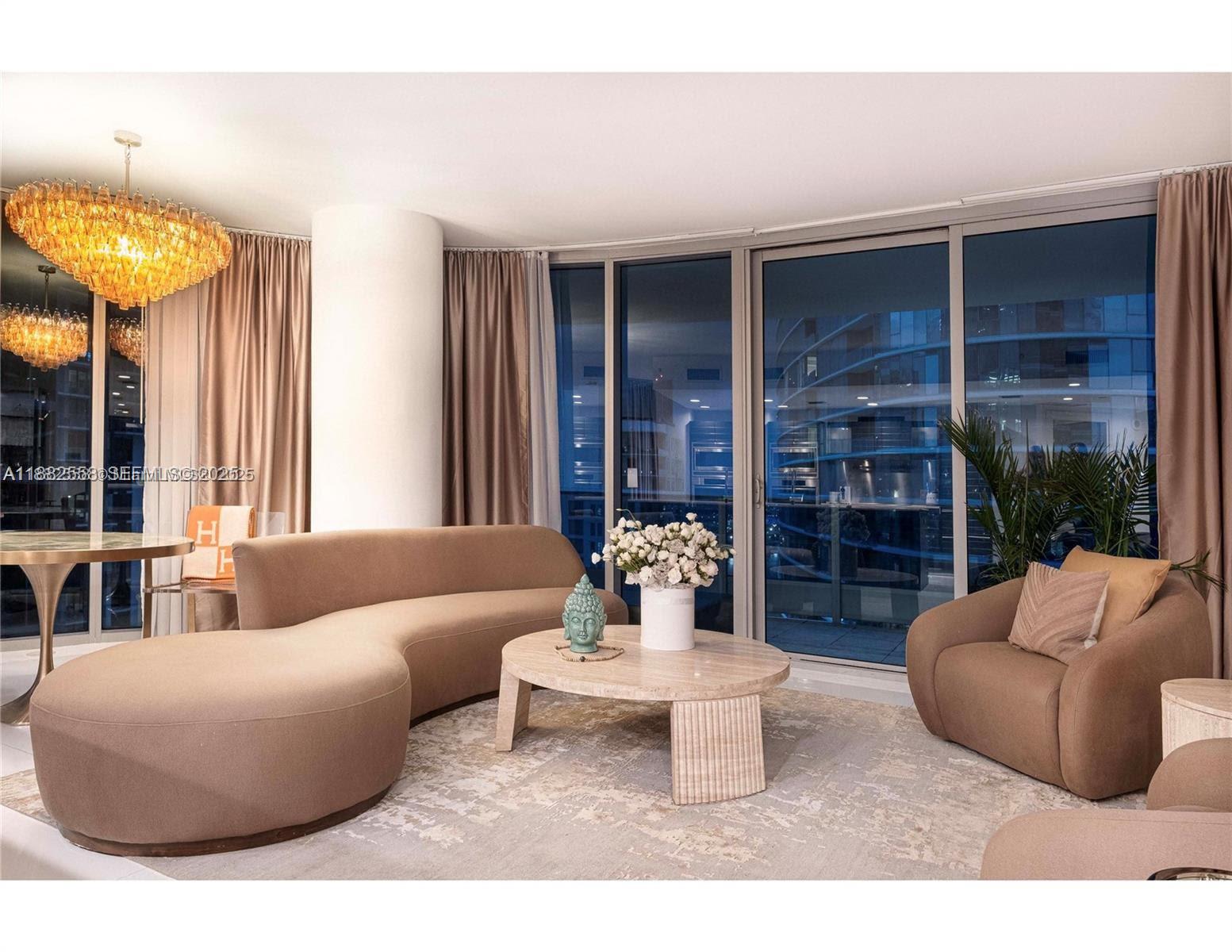 200 Biscayne Boulevard Way 4201, Miami, FL 33131, Miami