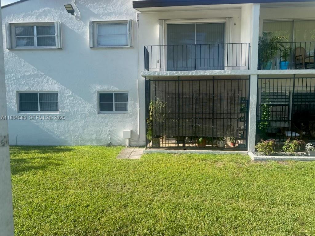 9520 SW 8th Street 111, Miami, FL 33174