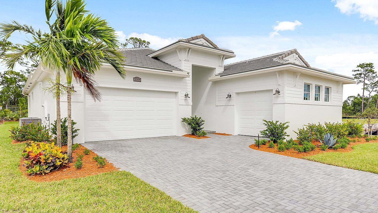 2301 SE Canopy Cove Lane, Port St. Lucie, FL 34984, Port St Lucie