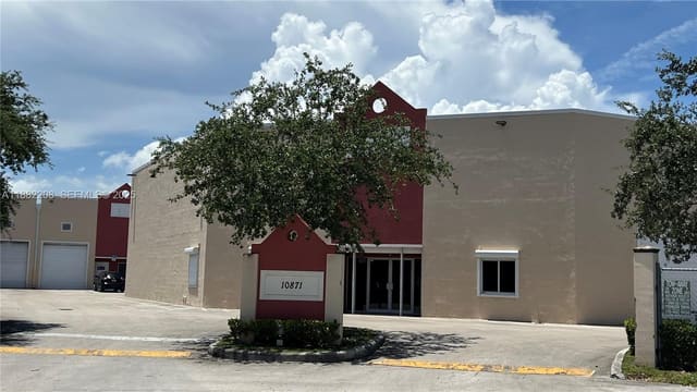 10871 SW 188th Street 12, Cutler Bay, FL 33157