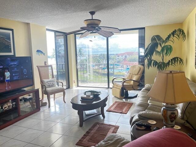 7020 Half Moon Circle 410, Hypoluxo, FL 33462 photo 6
