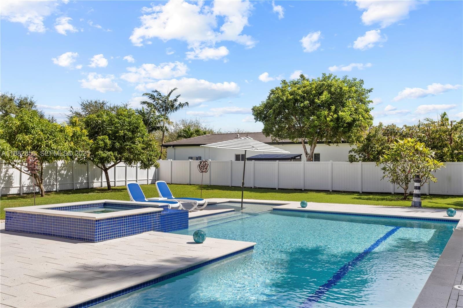 8250 SW 188th Terrace — photo 6