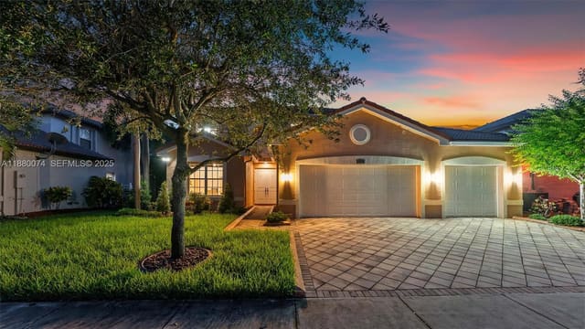 4528 SW 183rd Avenue, Miramar, FL 33029