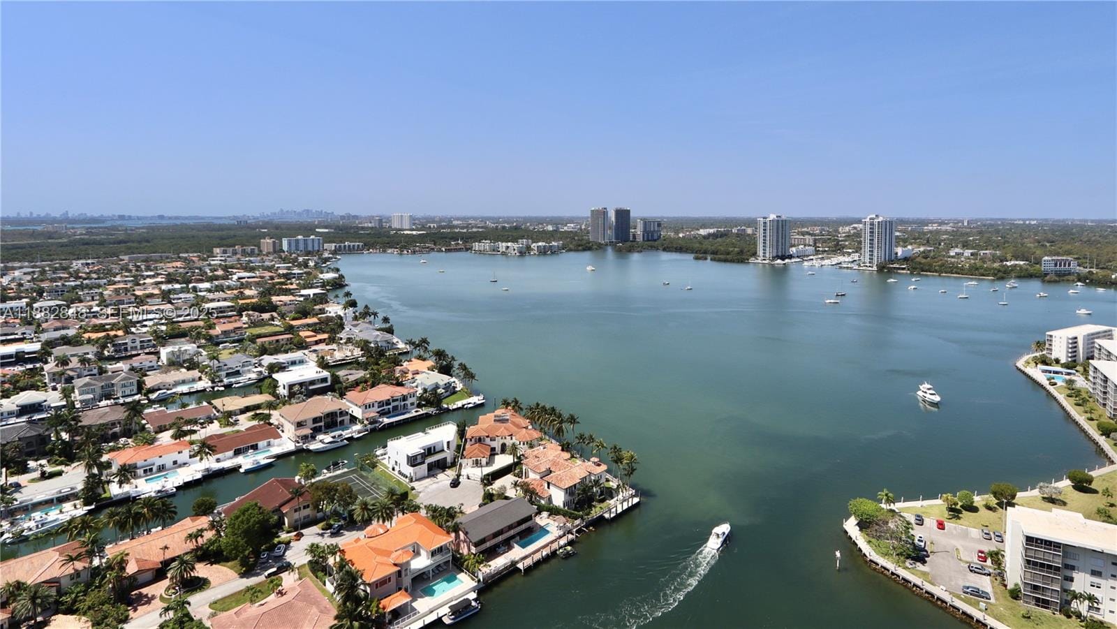 1000 Island Boulevard PH2, Aventura, FL 33160 photo 24