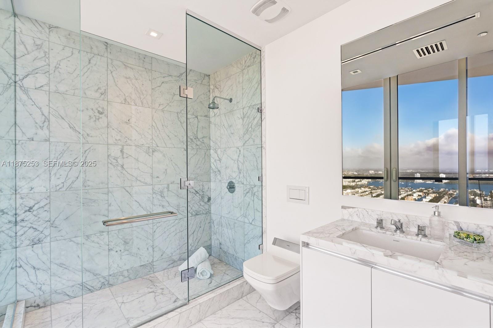 16901 Collins Avenue 5105, Sunny Isles Beach, FL 33160 photo 27