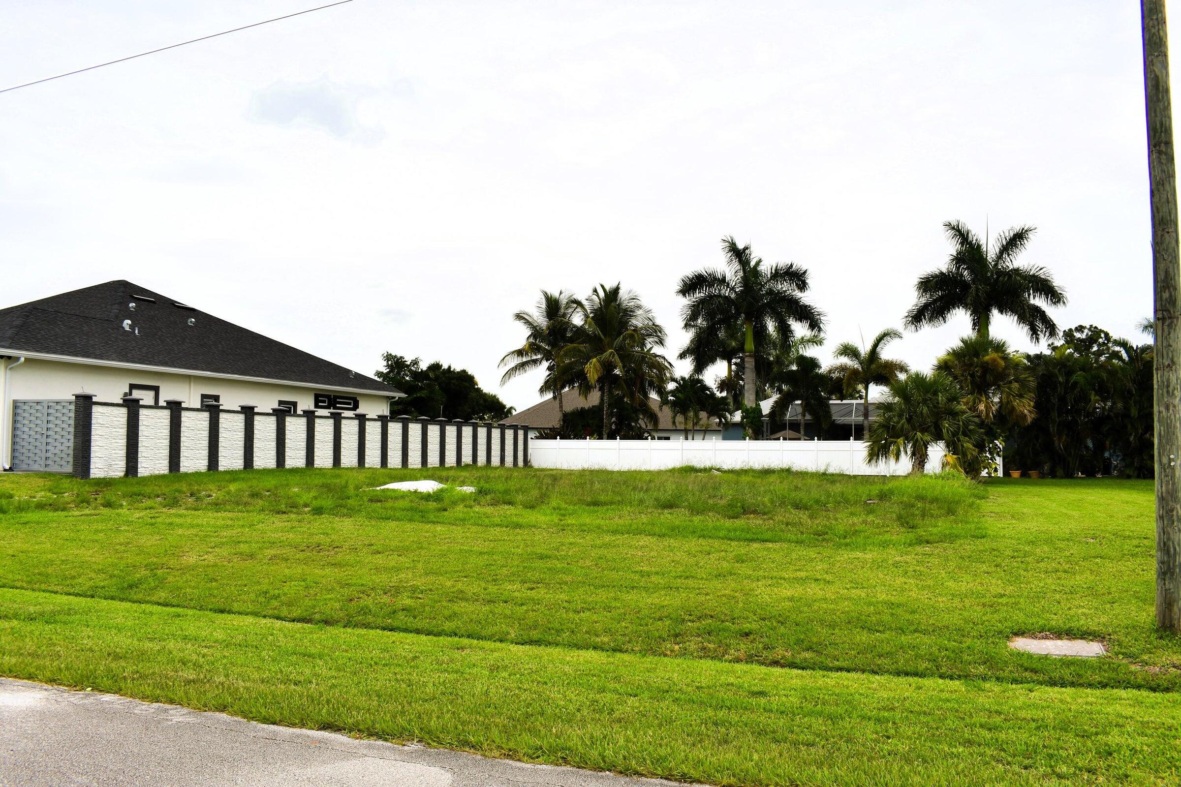 2565 SW Salzedo Avenue, Port St. Lucie, FL 34987, Port St Lucie