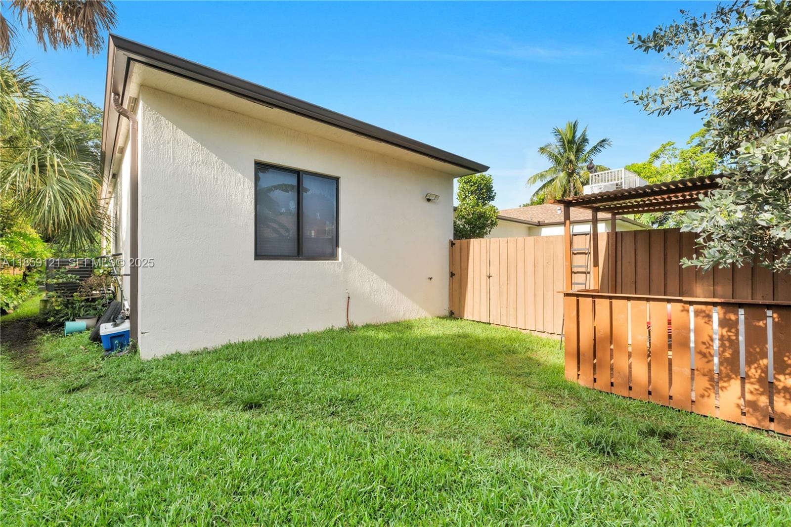 5737 Cleveland Street, Hollywood, FL 33021 photo 9