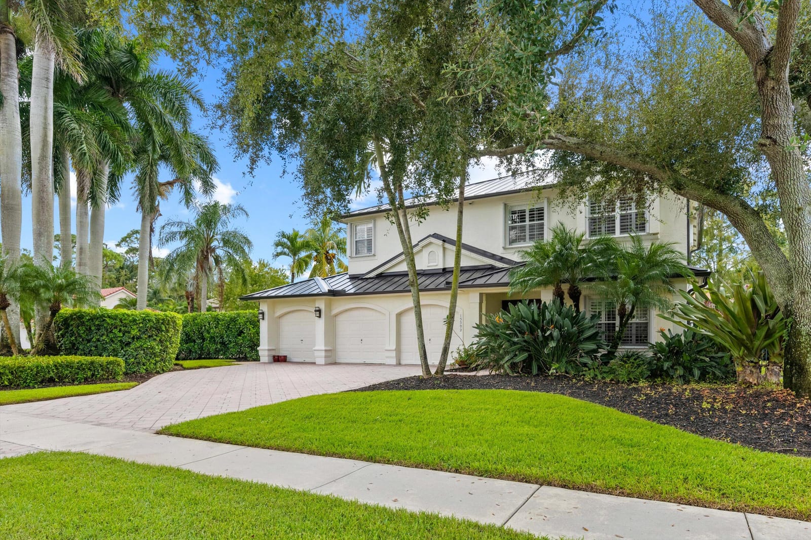 15502 Cypress Park Drive, Wellington, FL 33414 photo 2