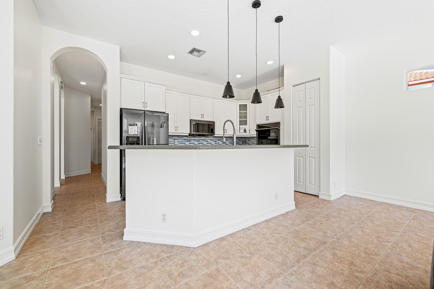 6916 NW 113th Avenue, Parkland, FL 33076 photo 14