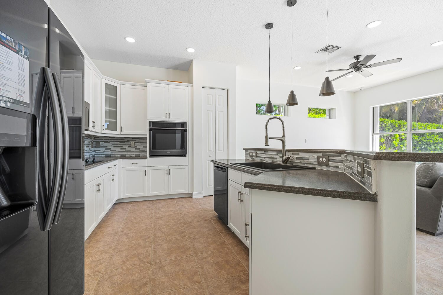 6916 NW 113th Avenue, Parkland, FL 33076 photo 15