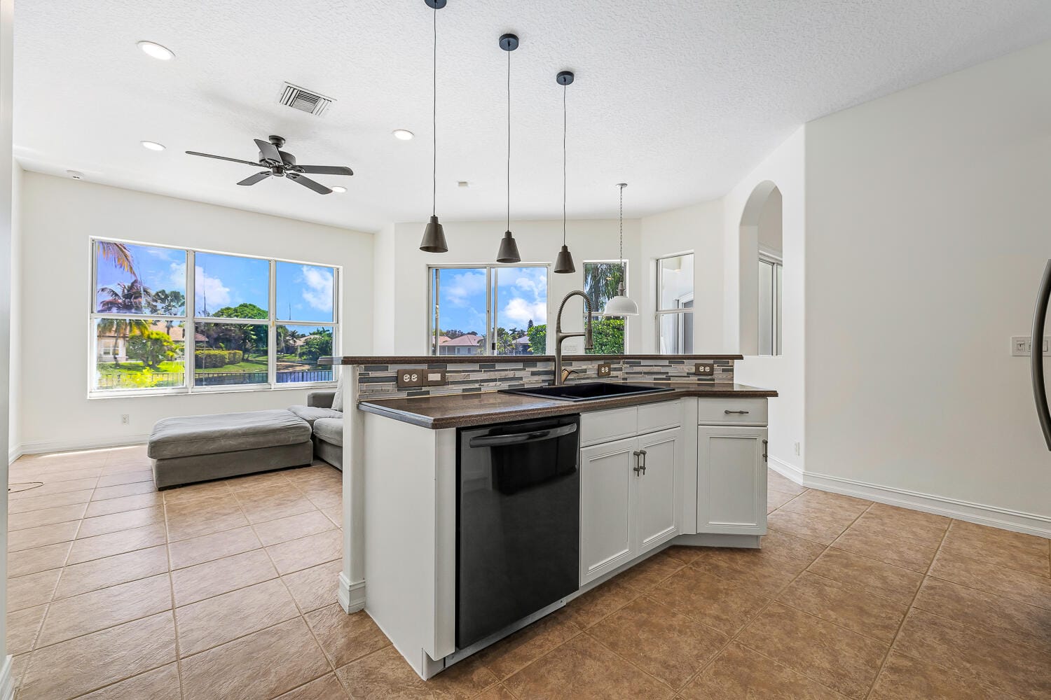6916 NW 113th Avenue, Parkland, FL 33076 photo 16