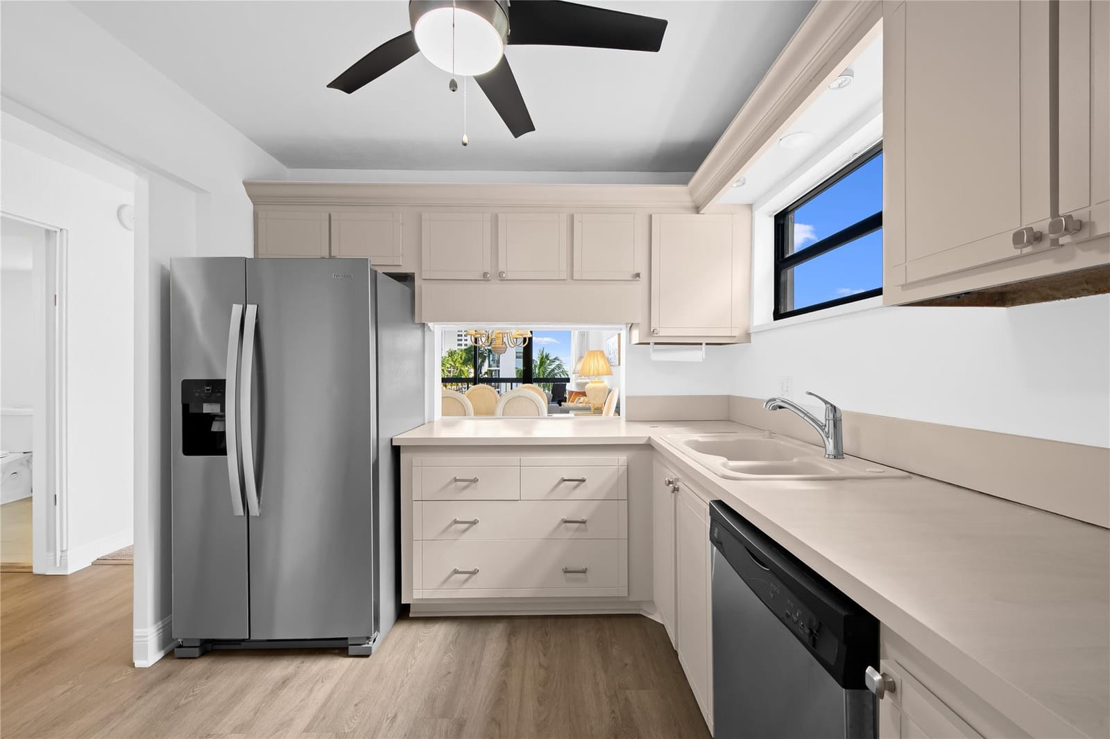 4800 Bayview Drive 306, Fort Lauderdale, FL 33308