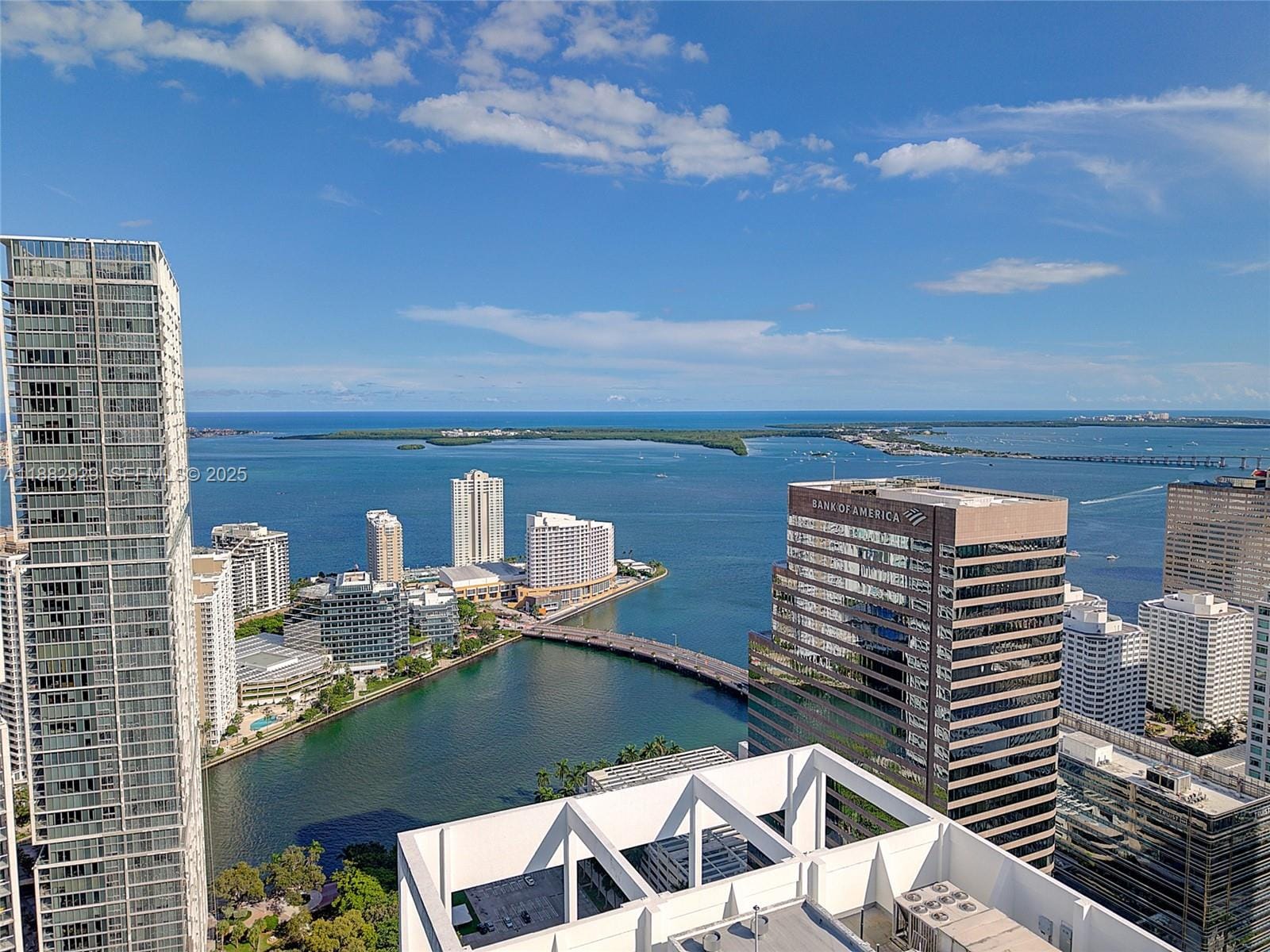 500 Brickell Avenue 1701, Miami, FL 33131