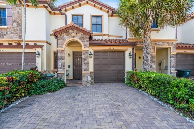 6973 Broadland Way, sold in Simonton Court, Coconut Creek, FL