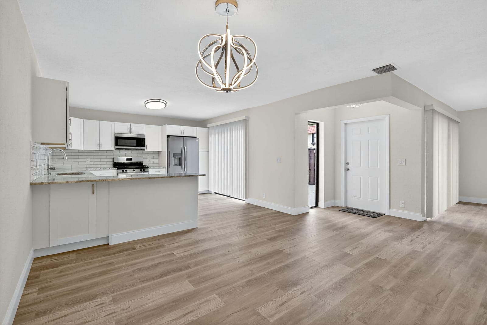 6264 Seven Springs Boulevard D, Greenacres, FL 33463 photo 7