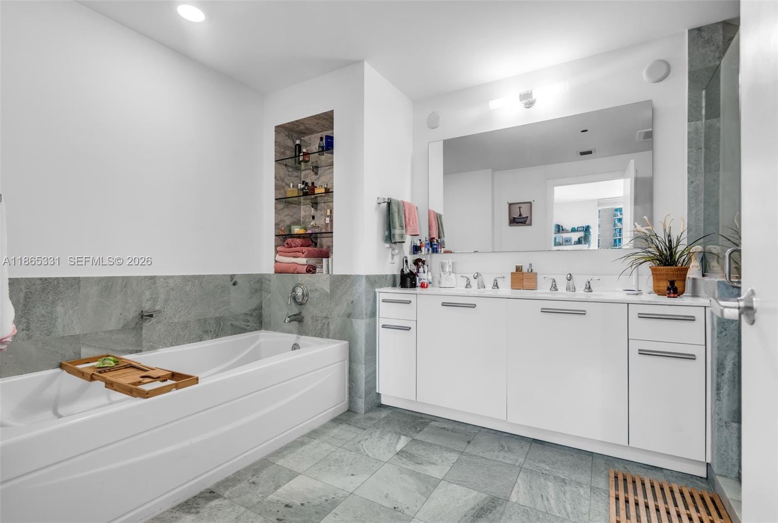 1060 Brickell Avenue 3601, Miami, FL 33131 photo 4