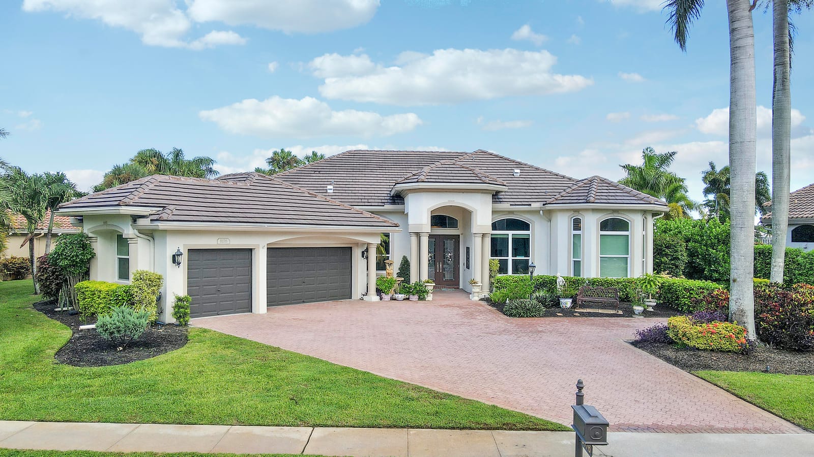 8176 Desmond Drive, Boynton Beach, FL 33472
