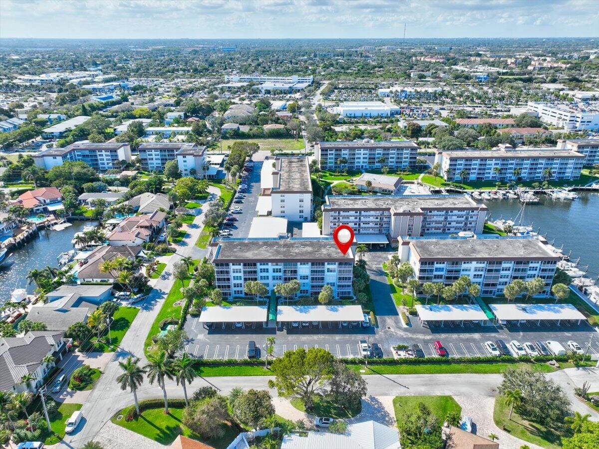 921 Gardenia Drive 370, Delray Beach, FL 33483