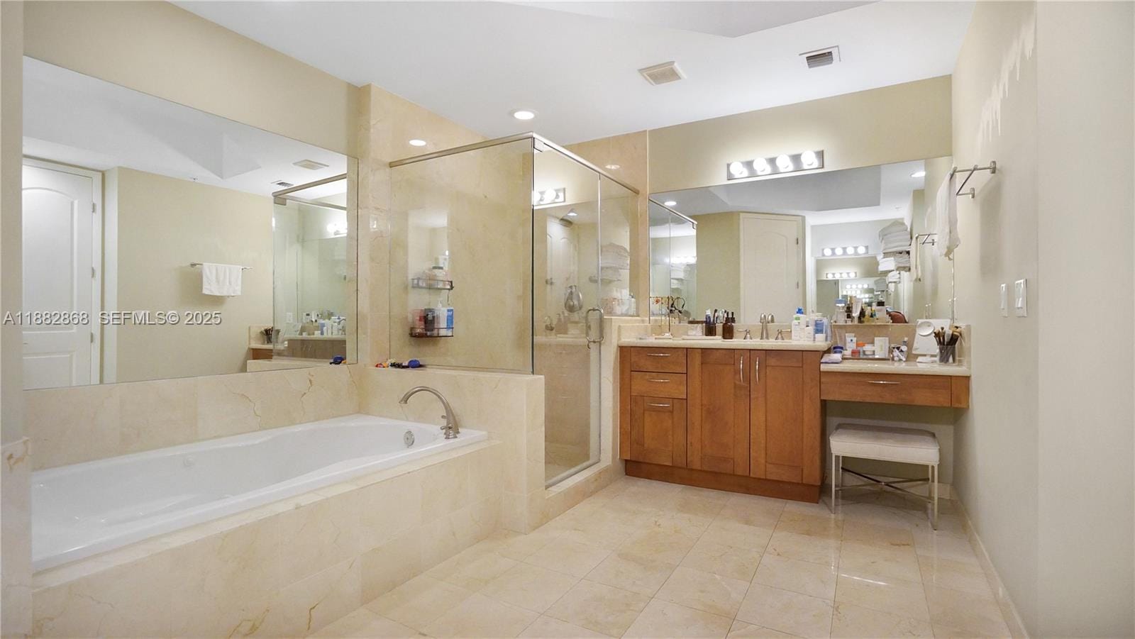 642 Valencia Avenue 207, Coral Gables, FL 33134 photo 23